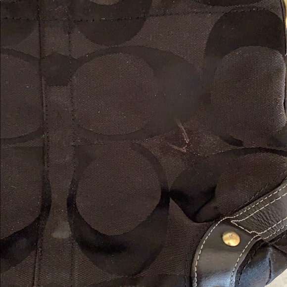 Coach Carly 10619 Signature Canvas Hobo Bag - Picture 9 of 9